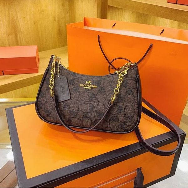 Designer Bag Fashion Ladies Luxury Bag Medium Shoulder Bag Crossbody bag Mini Bag High Quality Leather Zipper Armpit Bag Shoulder Designer Bag001