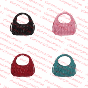 2025 Women's Underarm Hobo Crossbody bags Wander Matelasse with shoulder strap Genuine Leather clutch mens Designer purses small hand