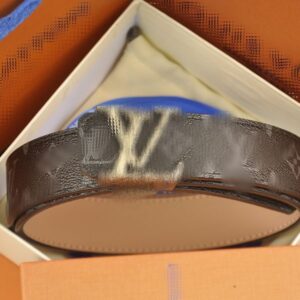 Designer belt Unisex Stylish Leather Belt – Contemporary Design