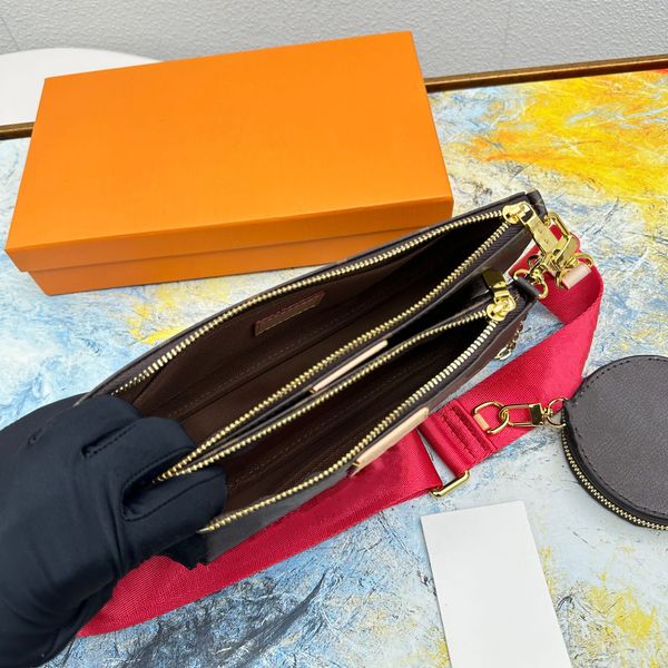 2025 New 7 colour portable handbags Designer Classic Vintag e shoulder Bag Womens temperament crossbody bag Multi-function wallet card bag With Box