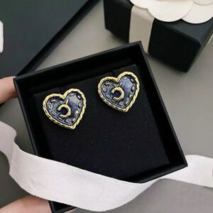 Simple Cute Girl Small Luxury Designer Enamel Letter Stud 18K Gold Silver Earrings 316L Stainless Steel Women Teenage Jewelry Christmas Gift Daily Outfit