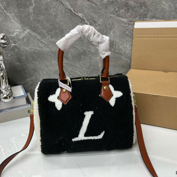 Designer plush bag Shoulder Bags Soft Winter Lamb Wool Handbags Women Handbag Crossbody Luxury Tote Fashion Shopping Purse Satchels Bag