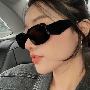 Designer Triangular signature cool sunglasses luxury Super high quality P's irregular square Sunglasses new women's big face net Red personalized