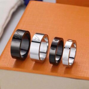 Fashion Rings Designer Band Ring Black Silver Temperament Personality Letters 2 Color for Man Women Gift