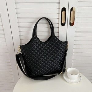 Self made tote bag for women in 2023, new high-capacity and versatile diamond grid black large one shoulder portable crossbody bag, trendy