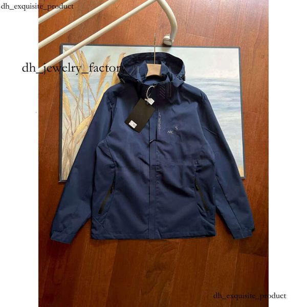 Teryx Varsity Jacket Men Athleisure Waterproof Archaeopteryxs Nylon Arctertx Top-quality Outdoor Premium Canadian Outdoor B 708