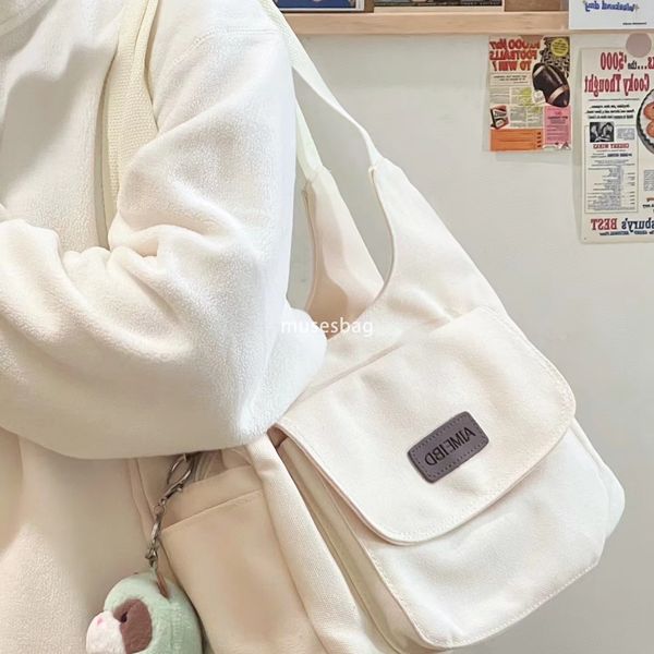 Street trend college style student commuting bag, Japanese Instagram style retro commuting tote bag women's new niche design simple and casual canvas bag