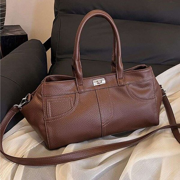 Bag 2025 autumn new item light luxury niche high-end hand-held large capacity fashionable commuting women's bag single shoulder crossbody bag