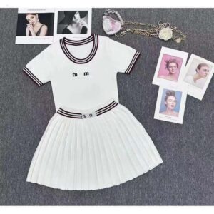 Men Women Designer Sweatshirts Hoodie Love Pattern Long sleeved sweater Printed Sportswear Colorful Pattern Clothing Asian Size Classic