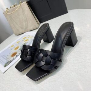 Wide Slippers New Designer Women Sexy Luxury Sandals Classic Brand Fashion Leather High Heels Summer Outside Platform Shoes Metal Letter High-Quality Flip Flops