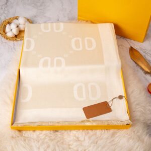 Designer scarf silk scarf for women summer refreshing silk scarves and headscarves fashion Classic women scarf travel comfortable shawl