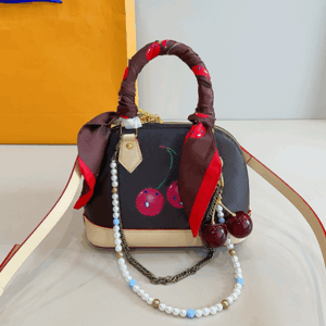 Classic vintage pattern shell bag fashionable business bag luxury designer bag women's shoulder bag high-end handbag practical crossbody bag genuine leather bag