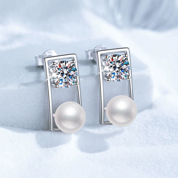 S925 Sterling Silver Stud Earrings, Women's Affordable Luxury French Geometric Moissanite Earrings, D-Color 1-Carat Studs, High-End European and American Style