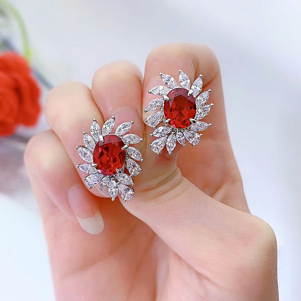 Sophisticated Women's 8x10mm Bird-Themed Statement Pieces Featuring Rich Colorful Stones & Shimmering Diamond Bezel