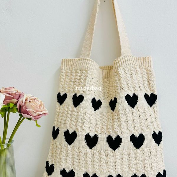 New Instagram minimalist and stylish bag knitted bag love bag woolen woven bag commuting high-capacity tote bag women bag