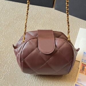 Women Stylish Shoulder Oval Evening Bag Quilted Lambskin Leather 19 Series Golden Metal Lock Matelasse Chain Zipper Card Wallet Cross Body Makeup Handbag 18cm
