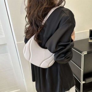 High Beauty French Bags for Women 2025 New Fashionable Niche Underarm Bag Versatile Ins Single Shoulder Net Red Envelope