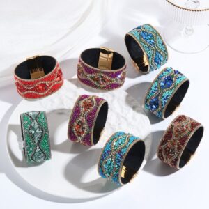 Granite pearl leather bracelet with gemstone pendant and magnetic snap fastener for women's jewelry.