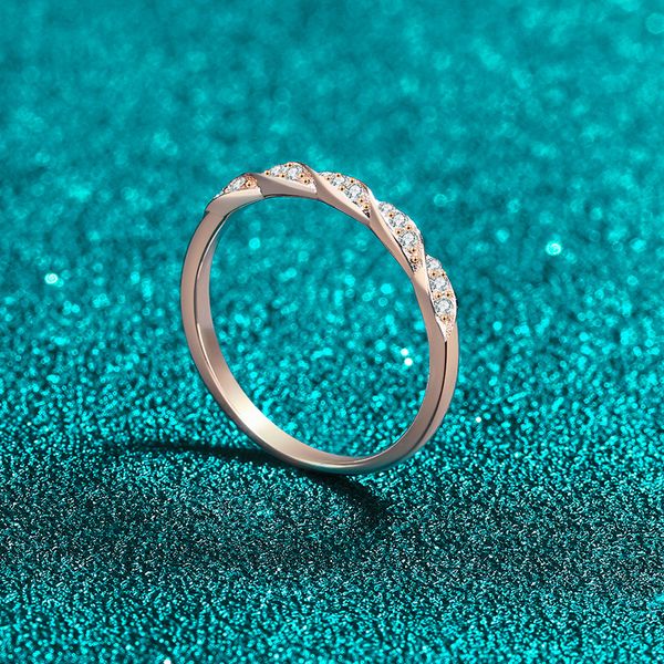 Women's Unisex Wrist Accessory: Handcrafted Dazzling Wave Motif S925 Silver Ring Set With Real Moissanites