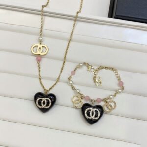 Designer Brand Necklaces Bracelet for Women Crystal Heart Pendant 18k Gold Plated Choker Wedding Party Jewelry Gifts