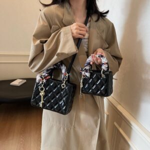 Boutique Geometric Satchel Bag – 2025 Minimalist -Inspired Lady Shoulder Purse, Crossbody & Handheld Versatile