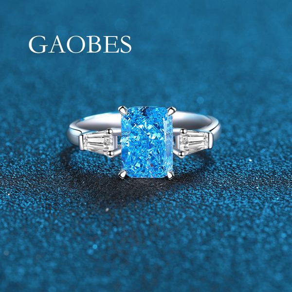 Luxurious Accessory Choice Colorful Three-Stone Engagement Band Melding Timeless Style with Modern Charm