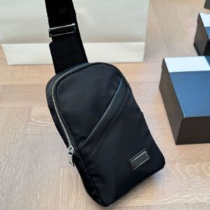 Designer bag Nylon Waist bag Chest bag Crossbody Bag quality Crossbody Bag saddle bag luxurys Handbagsl Zipper Travel Bag cosmetic bag Messenger Bag 14m