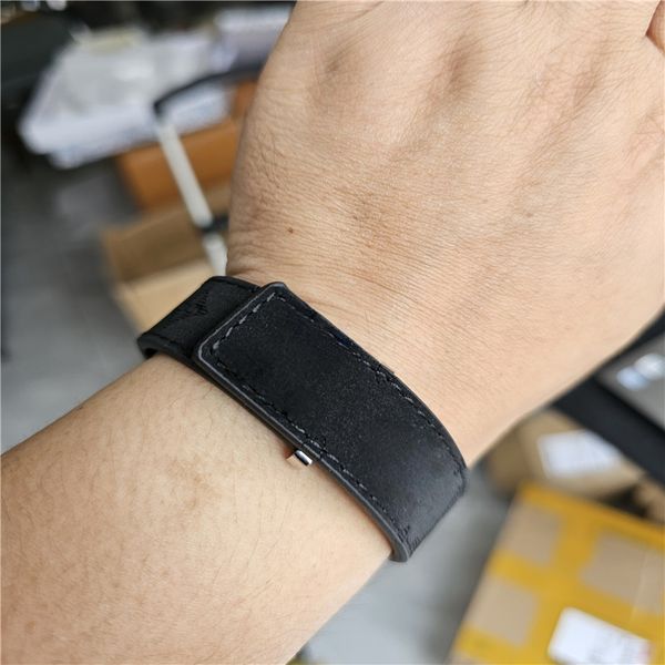 Fashion Accessories Men's Retro Leather Rope Genuine Leather Bracelet Stainless Steel Magnetic Buckle Bracelet 2025 New Style