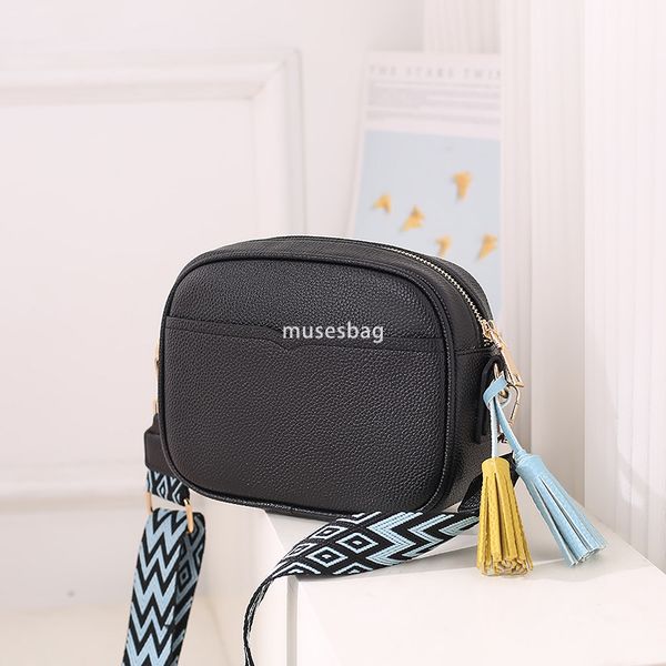 Fashionable Women's High end Fashionable and Versatile Large Capacity European and American Crossbody Small Bag Multi functional One Shoulder Small Square Bag