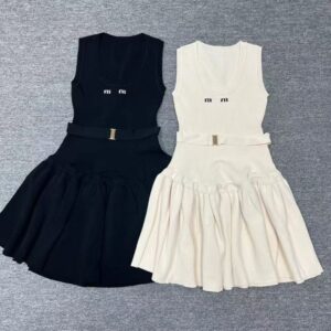 Casual Dresses DesignerAdvanced color blocking patchwork striped U-neck cake puffy skirt sleeveless knitted pleated short skirt