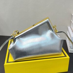 Luxury Women's Shoulder Crossbody Messenger Handbag with Letter Design – Includes Box