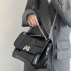 Small niche design large capacity soft faced handbag homemade women bag Korean new high-end retro wandering bag oily leather chain shoulder bag