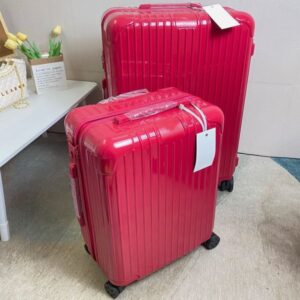 Luggage name brand suitcase hot sale luxury fashion large capacity box with protective cover and luggage tag universal wheel boarding box