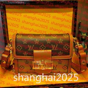 Luxury Designer Boite Chapeau Round Bag Cake Cowhide Shoulder Crossbody Bags Nano Handbags Clutchs Women Phone Camera Purses Makeup Bag Dhgate Shoulder Bags