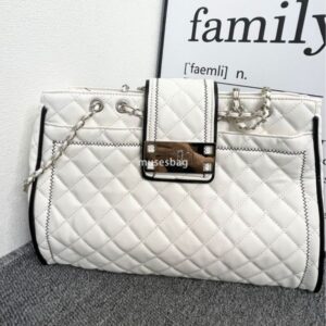 High quality niche design summer vintage classic Instagram large capacity embroidered diamond grid commuting fashion trendy chain tote bag