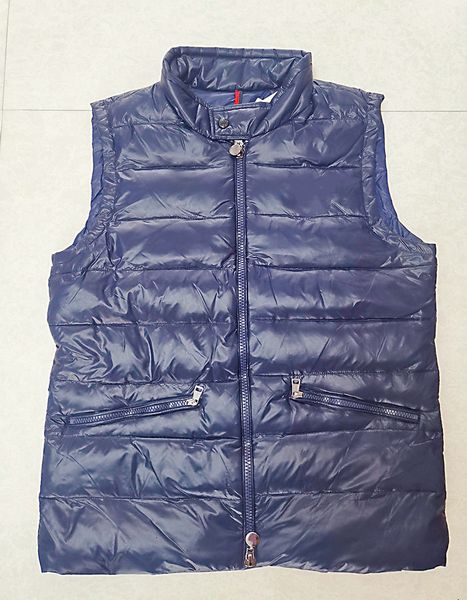 Men Designer Padded Vest Fluffy White Duck Down Jacket for Winter Thick Warm Outerwear Parkas Plus Size With NFC scanning Couple jackets Black down jacket