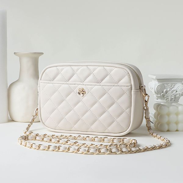 Trendy Women's Fashion Bag: Dia Grid Chain Shoulder Bag - Stylish Crossbody for Daily Use