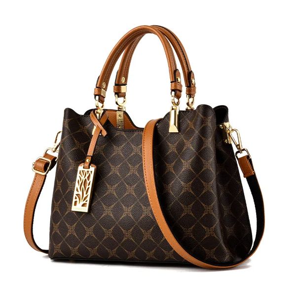 designer Shoulder Bags for womens Fashion Bag classical Handbag Square fashionable woman crossbody Underarm bag 001