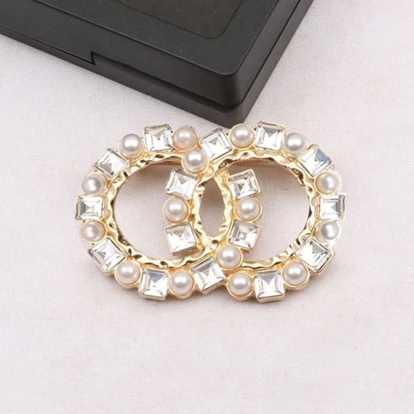 Luxury Brooches Women Gold Plated Crystal Pearl Rhinestone Brooch Pin Wedding Party Jewelry Accessories Christmas Gifts