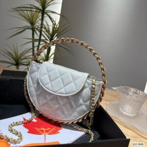 Makeup Bag Fashion Women Shoulder Bags 20cm Shiny Patent Leather Diamond Check Gold Hardware Metallic Clasp Luxury Tote Matelasse Chain Crossbody Round bags Wallte