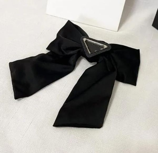 Designer Girls Hair Clips Barrettes Letter Hair Clip Fashion Bows Barrette Classic young girl HairJewelry Headdress Luxury Hair