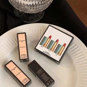 3pcs Lip Makeup Matte Lipsticks Rouge A Levers Mat Travel Lipstick Collection Long Lasting Waterproof Lipgloss Satin LipBalm Colour Stick 1.3g*3piece Kit Mini