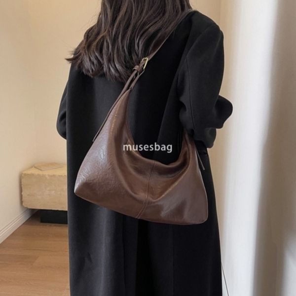 Advanced and high-capacity bag for women's new soft leather crossbody bag casual shoulder bag textured commuting tote bag