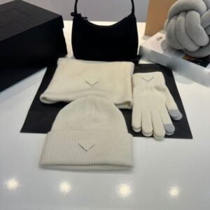 Winter Knitted Gloves Set Designer Beanie Cap Scarf and Touchscreen Mittens for Men Women