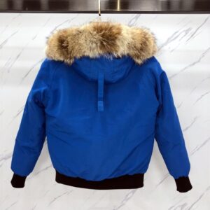 Mens down jacket winter cold Coats Parkas Outerwear protection Windproof fashion warm coat with fur keep ccomfortable thicken Bomber jackets Fur collar Christmas