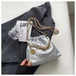 Designer bag fashionable luxury handbag shoulder bag new casual handbag fashionable luxury women's daily crossbody bag small hand-held wallet 011