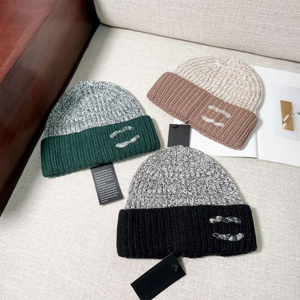 Designer Knitted Casual Hats Mens and Womens Letter Knitted Hat Winter Hat Outdoor Warm Knitted Hat Winter 3 Colors to Choose from