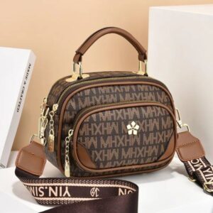 The 2025 new fashion women's bag, with a niche and high-end feel, is a versatile and retro single-shoulder bag for women