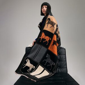 Chic Indoor/Outdoor Wear Stylish Animalemented Imitation Cashmere Pashmina