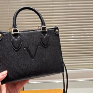 2024 Mini Handbag Crossbody Bag Woman Emboss Tote Bag Floral Designer Bag Leather Cross Body Totes